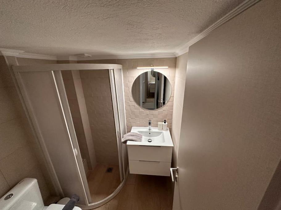 The Yellowblue Apartment, Downtown Солун Екстериор снимка