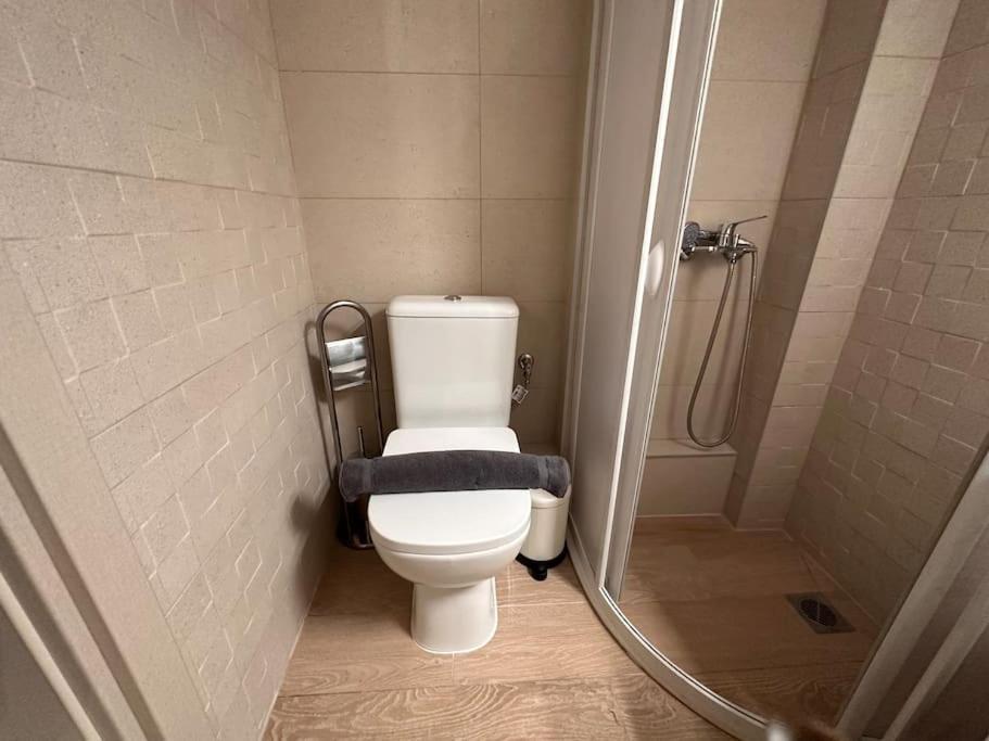 The Yellowblue Apartment, Downtown Солун Екстериор снимка